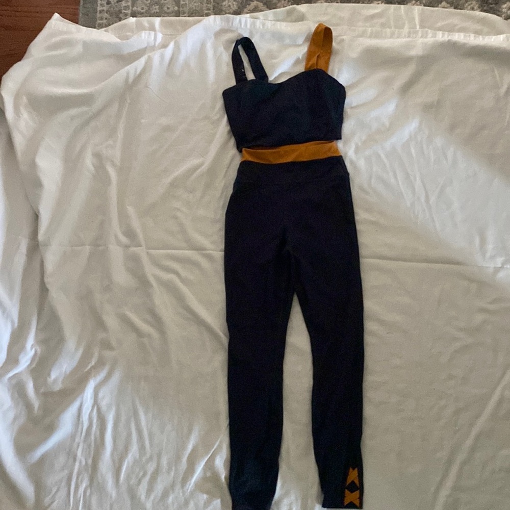 Z supply set for workouts or yoga
